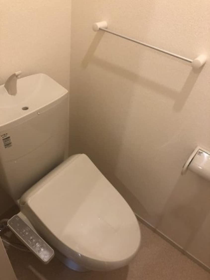 シンプルで使いやすいトイレです アステール