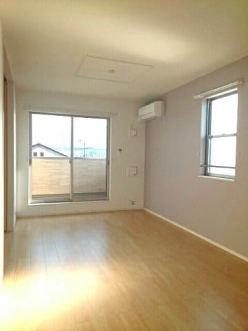 ゆったり過ごせるリビングです エスパス・ボヌール