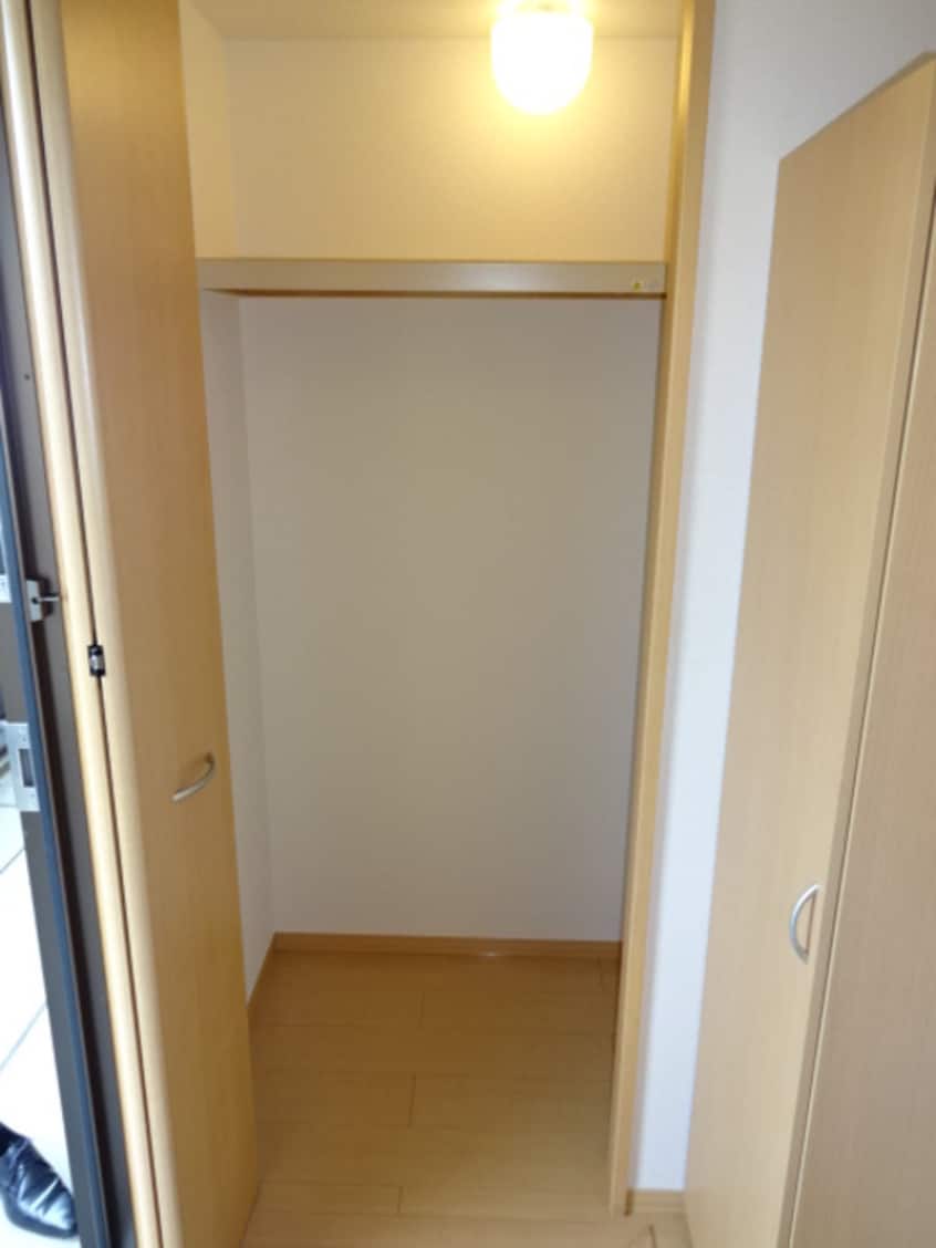  フォンターナ伏石　B棟