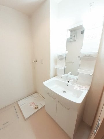 広い洗面スペース ポライトリーＲ