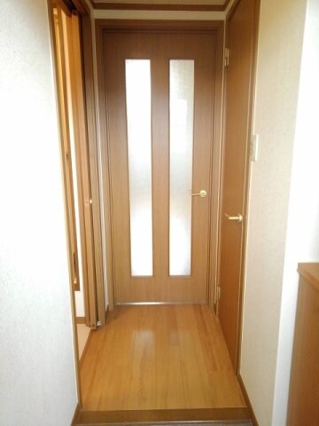 玄関です レインボー・ハイツ