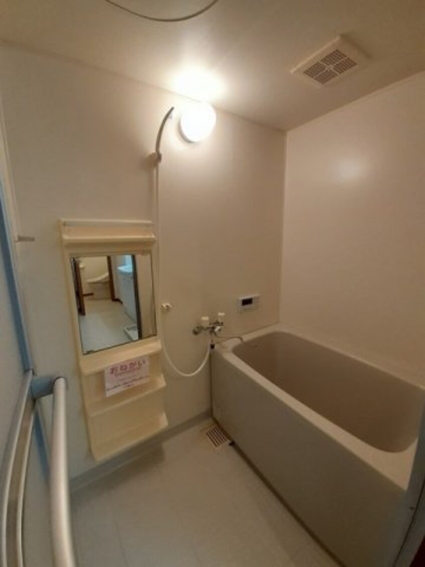  ララ・メゾン　Ａ