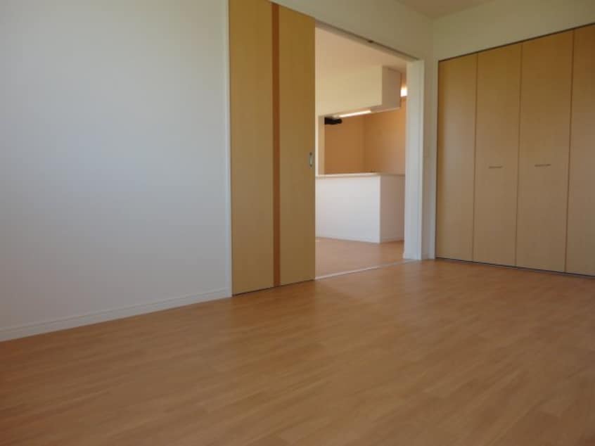 洋室　（イメージ） ヴァンルージュⅣ