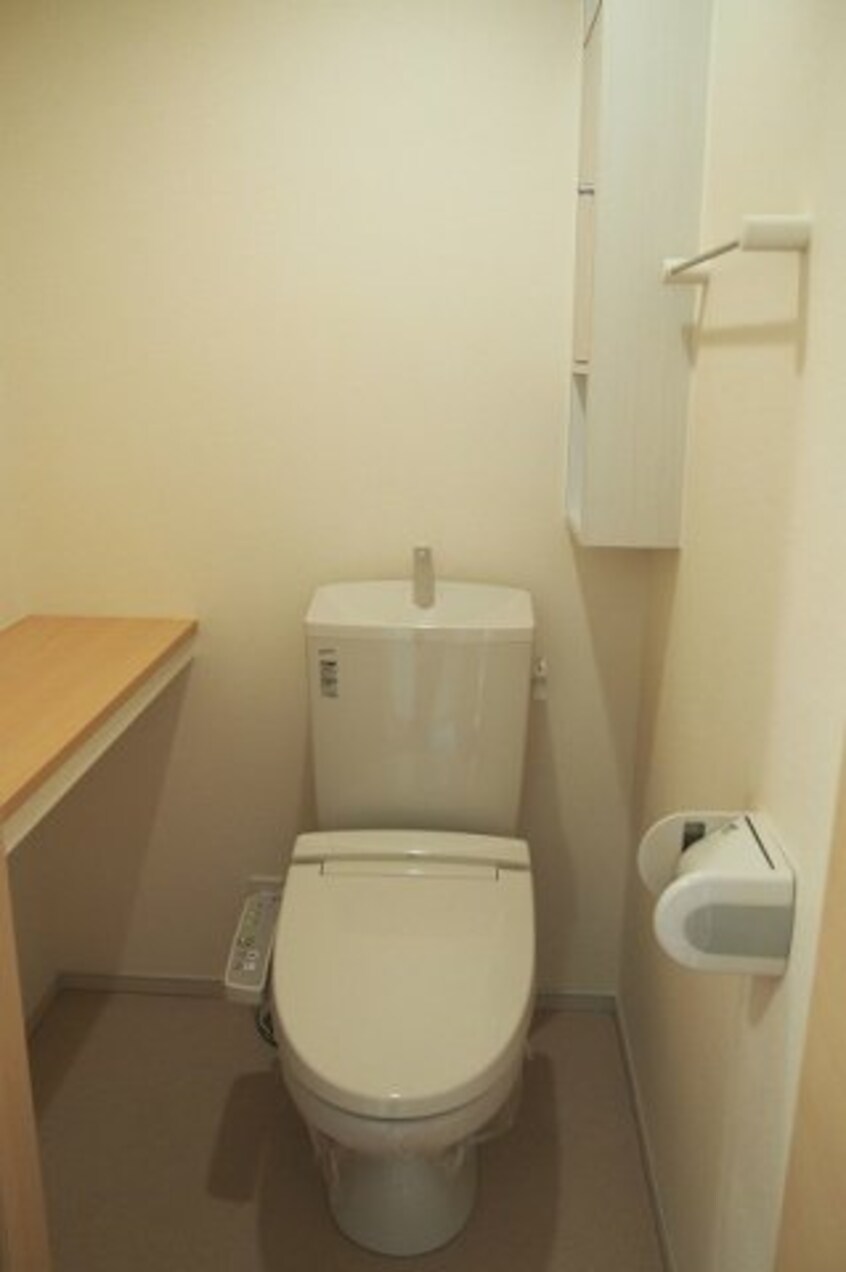 シンプルで使いやすいトイレです ＲＥＶＥ