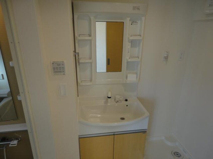 洗髪洗面化粧台 ソラーレ