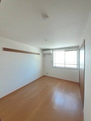  ＧＲＡＣＥ　ＥＮＺＡ