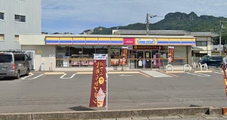 ミニストップ 高松牟礼町店(コンビニ)まで707m イーストマンション