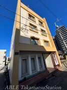 コメイ第３ビルの外観