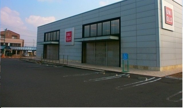 ユニクロさんまで1800m プリートアルバⅡ