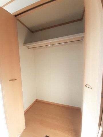  アムール・ＧＡＫＵ　Ｂ