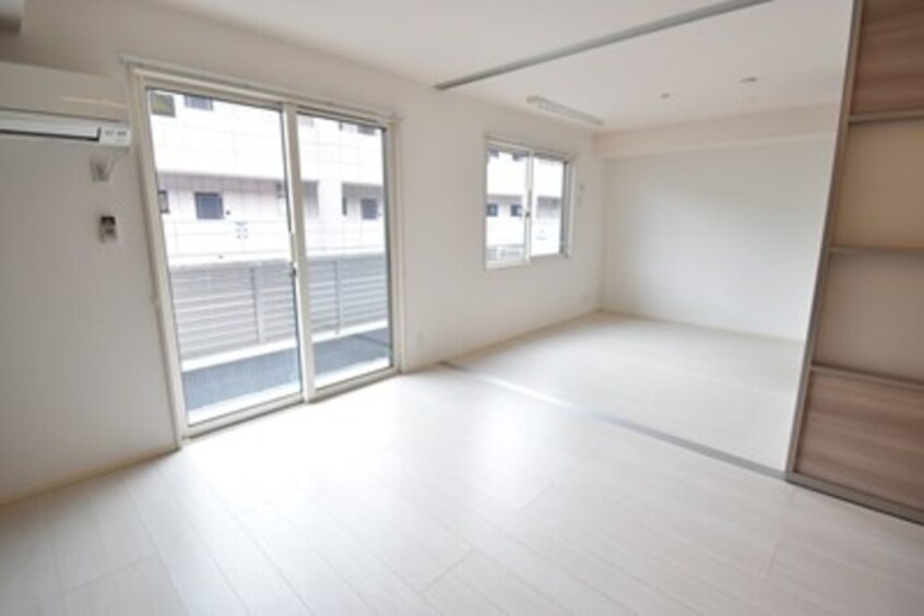  ルミエール　D棟