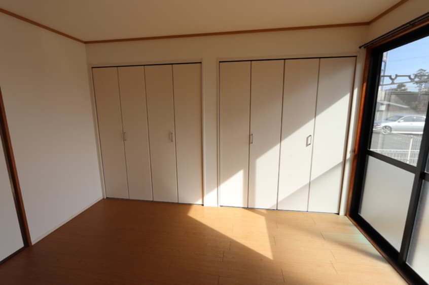  ロイヤルコート円座　C棟