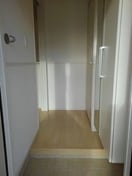 明るい玄関です グレイスフル　Ⅲ