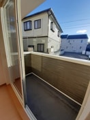 お洗濯にも便利なバルコニー付き リーフグリーン　ハイツⅢ