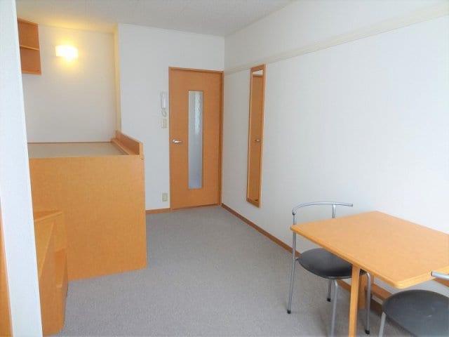  レオパレスプランドール木太