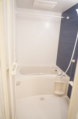  ベル・メゾン鶴市Ａ