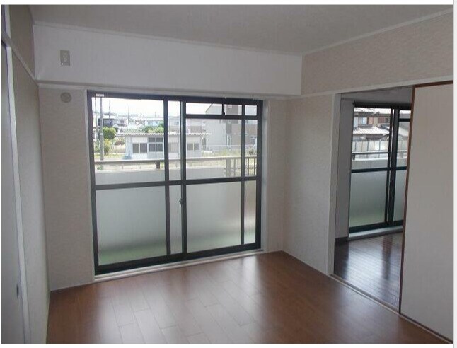  プレジデント屋島