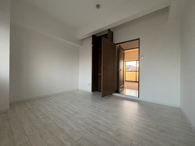  プレジデント屋島