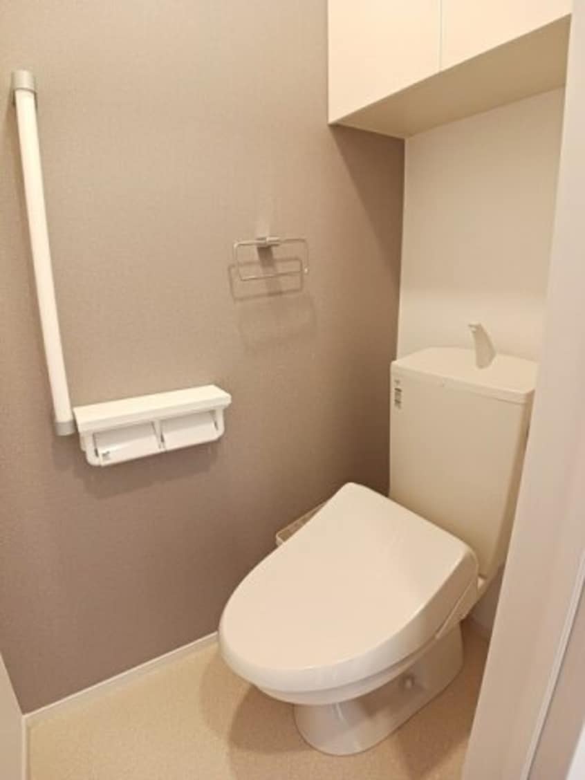  ＳＥＲＡＶＥＥ　林