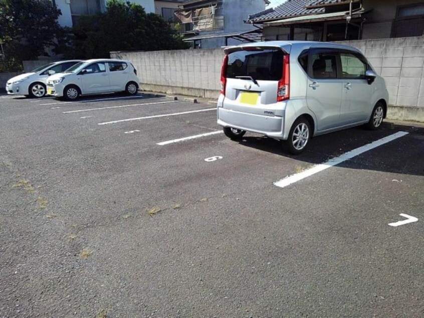  レオパレスレインボー