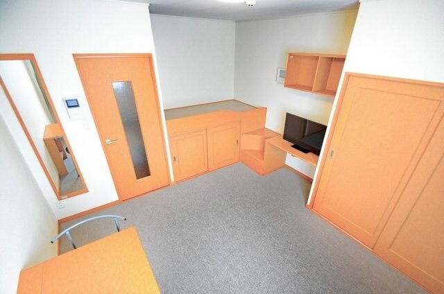  レオパレスｐｉｎｅ　ｃｒｅｓｔ