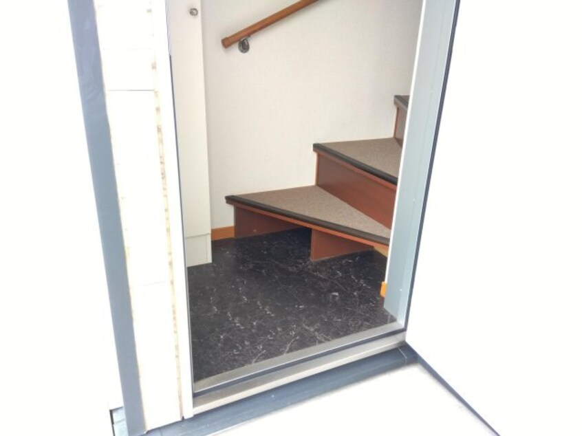  レオパレスＬａｄｙ　ＧｒａｙⅡ