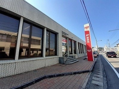 高松南郵便局さんまで450m クラール勅使イーストＤ