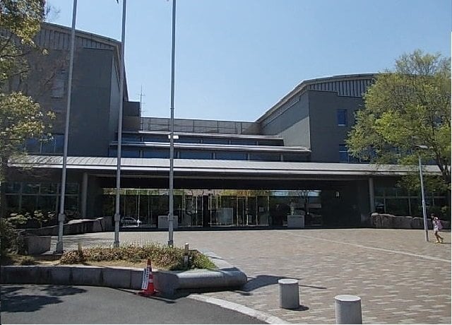 県立図書館まで2400m Ｇｒｅａｔ　Ｓｕｃｃｅｓｓ　Ｂ