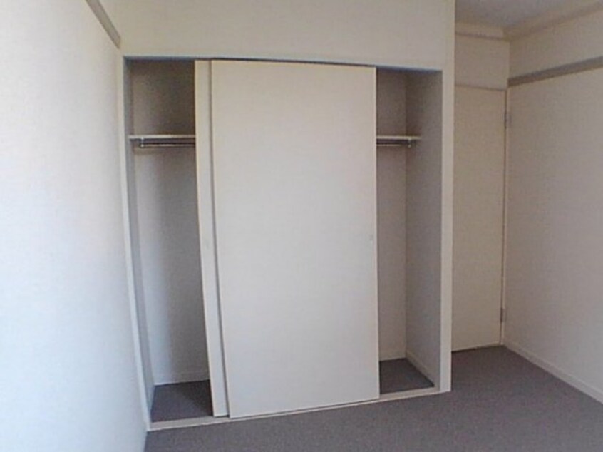  レオパレス東屋島