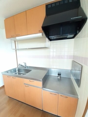 キッチンでお料理をお楽しみください オーブリー真時Ｂ