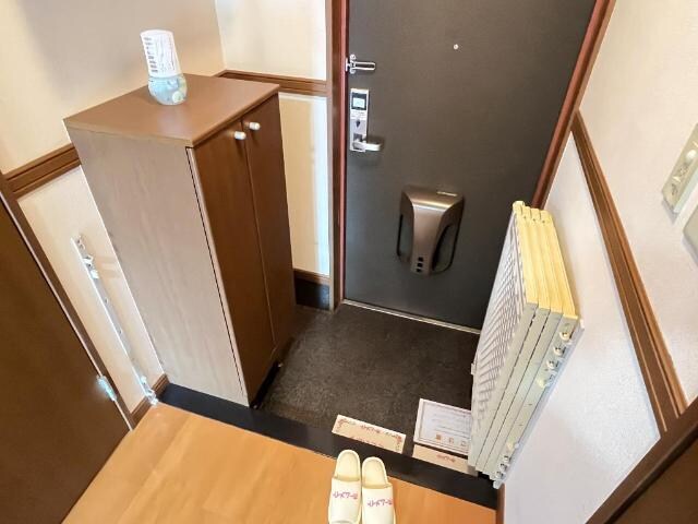 玄関 エルビス今里Ⅱ