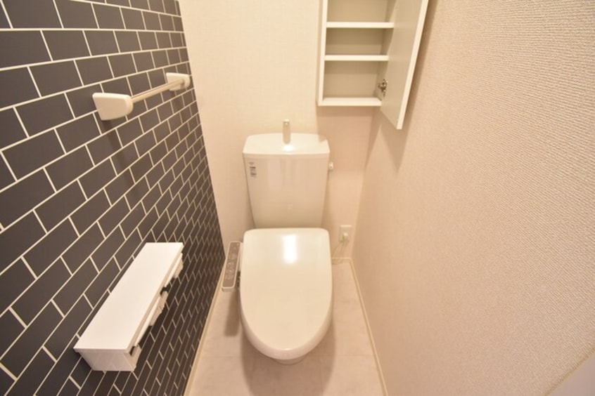  ユニヴェール C棟