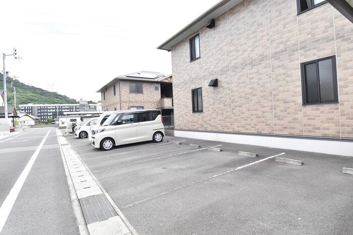  リビングタウン宇多津　A棟