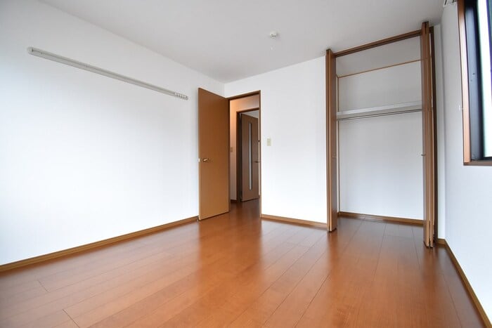  リビングタウン宇多津　A棟