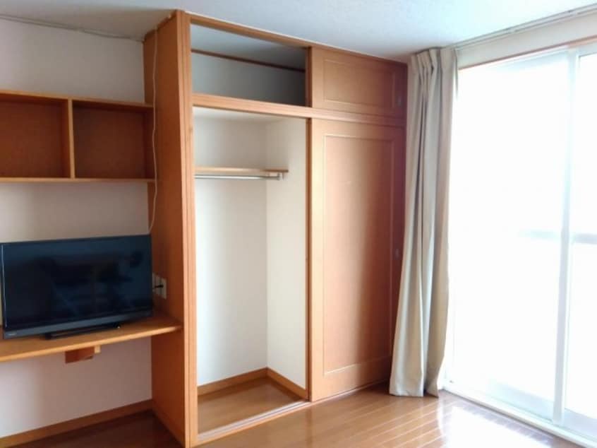  レオパレス川添