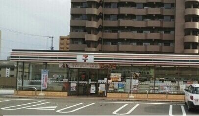 セブンイレブンさんまで1100m メゾン　アルモニー