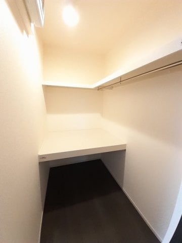 便利な収納スペースです ガーデンハウスＭ　Ｂ