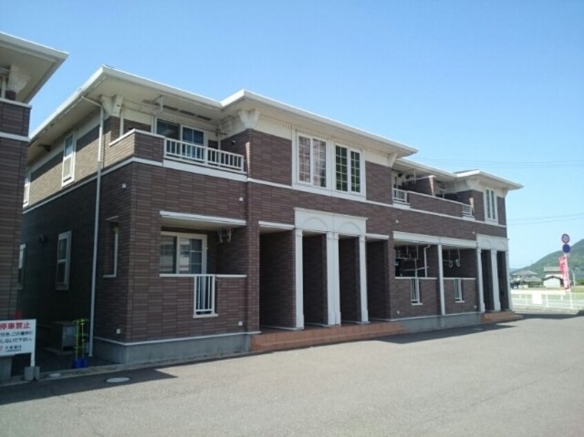 きれいな外観です メゾン　アクティブ　Ｂ