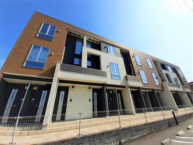 外観もきれいです ディア　コート　中津