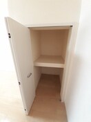  ディア　コート　中津