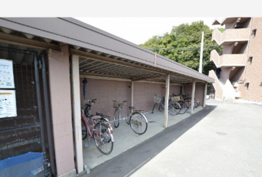  イノセントスクエア