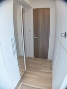 ゆったりとした玄関です アクティ・コルザ　Ａ