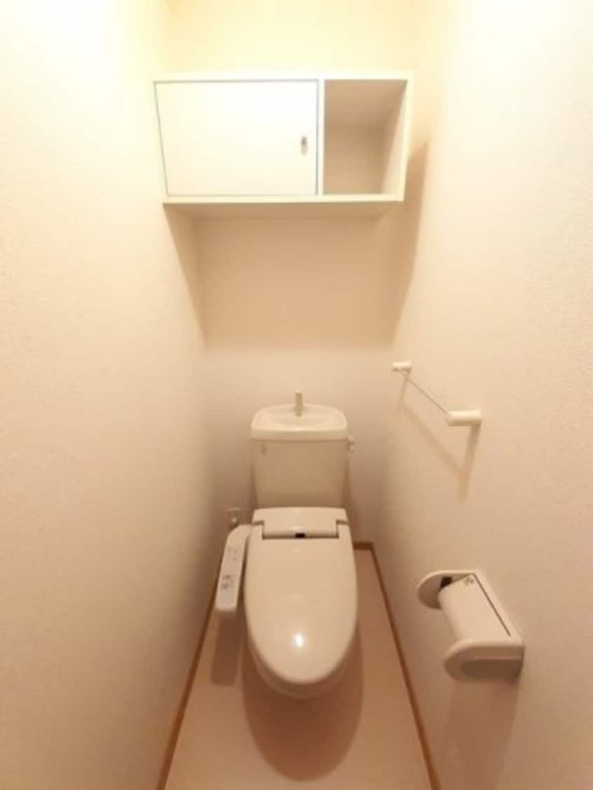 コンパクトで使いやすいトイレです ビサンレジデンスⅡ