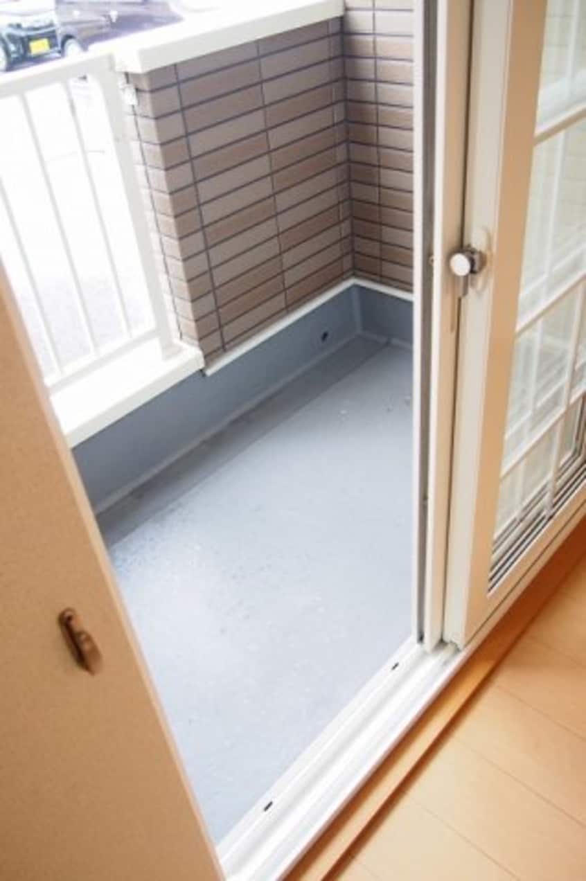 お洗濯にも便利なバルコニー付き メゾン　アクティブ　Ａ