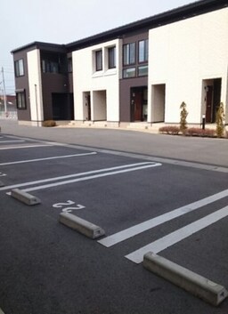 駐車スペースもあります