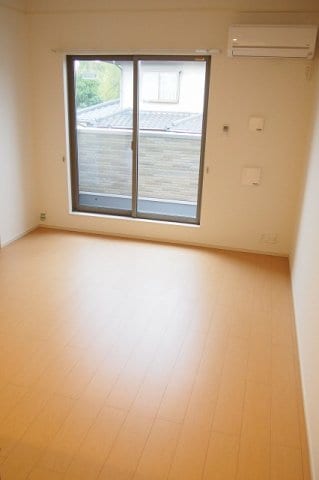 ゆったりとしたリビングです ブライトプレイスＡ