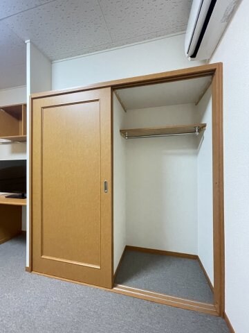  レオパレスニュー屋島