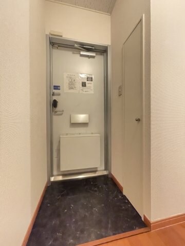  レオパレスニュー屋島