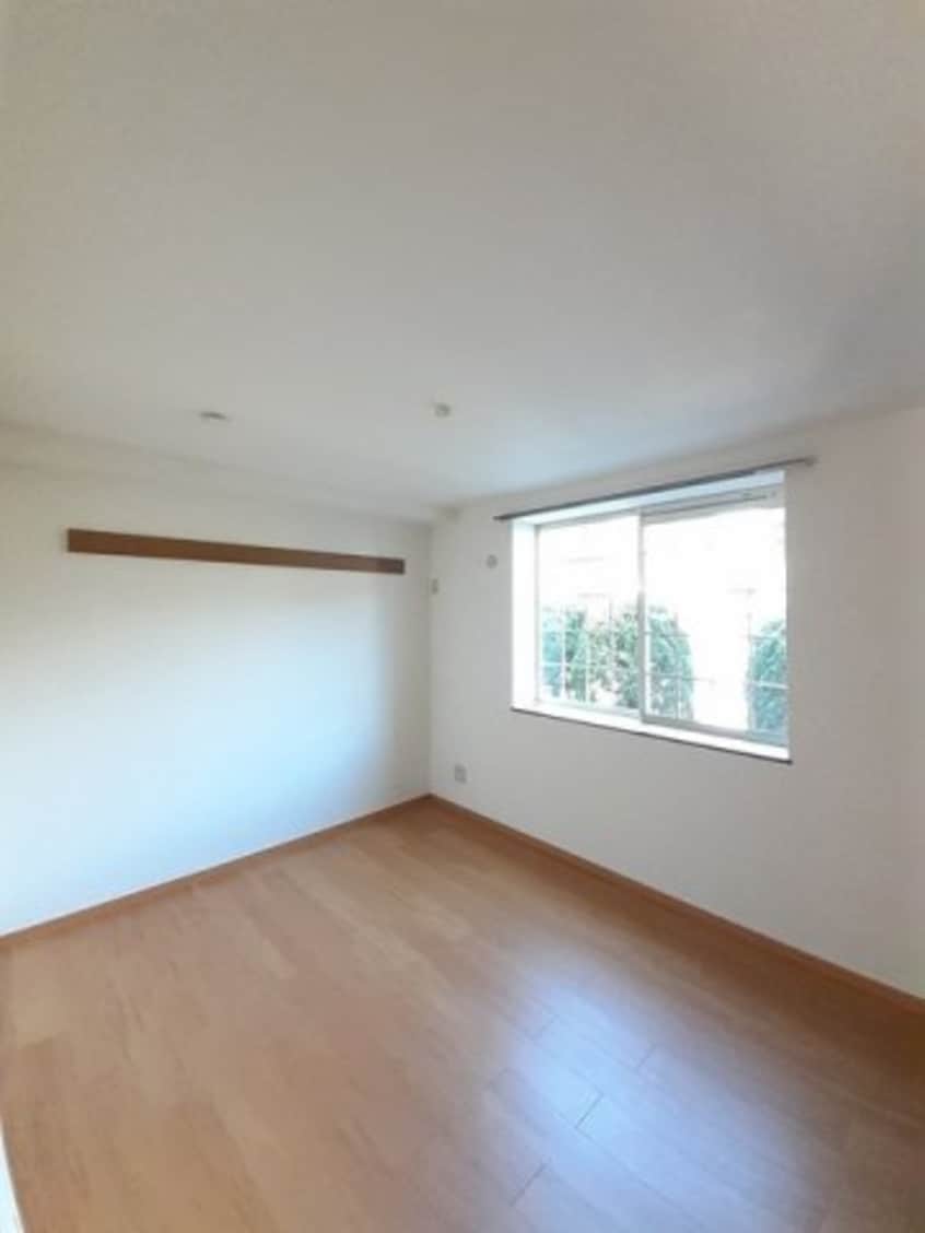  サンブリーゼ東山　Ａ