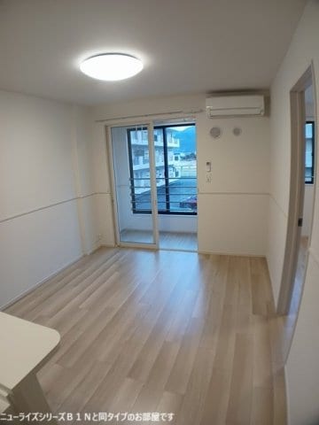  フェリーチェ上林